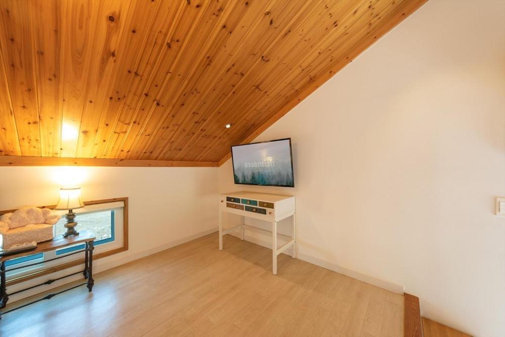 Gangneung Mirabell Spa Pension Chambre photo